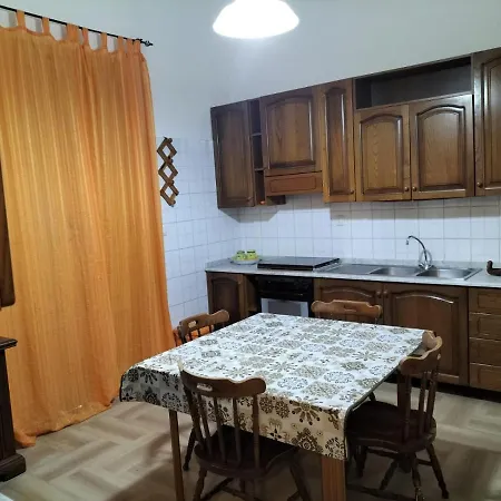 Casa Vacanze Etna Mare Bed and Breakfast
